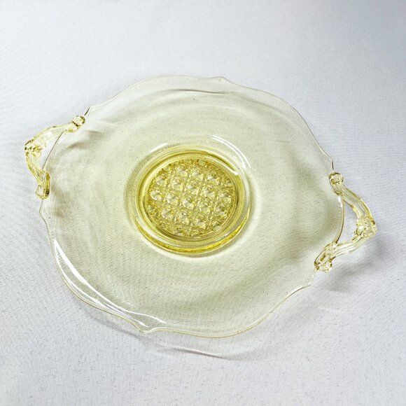 Lancaster Landrum Cane Topaz Two Handle Plate Lemon Yellow Vintage Glass - Picture 3 of 7